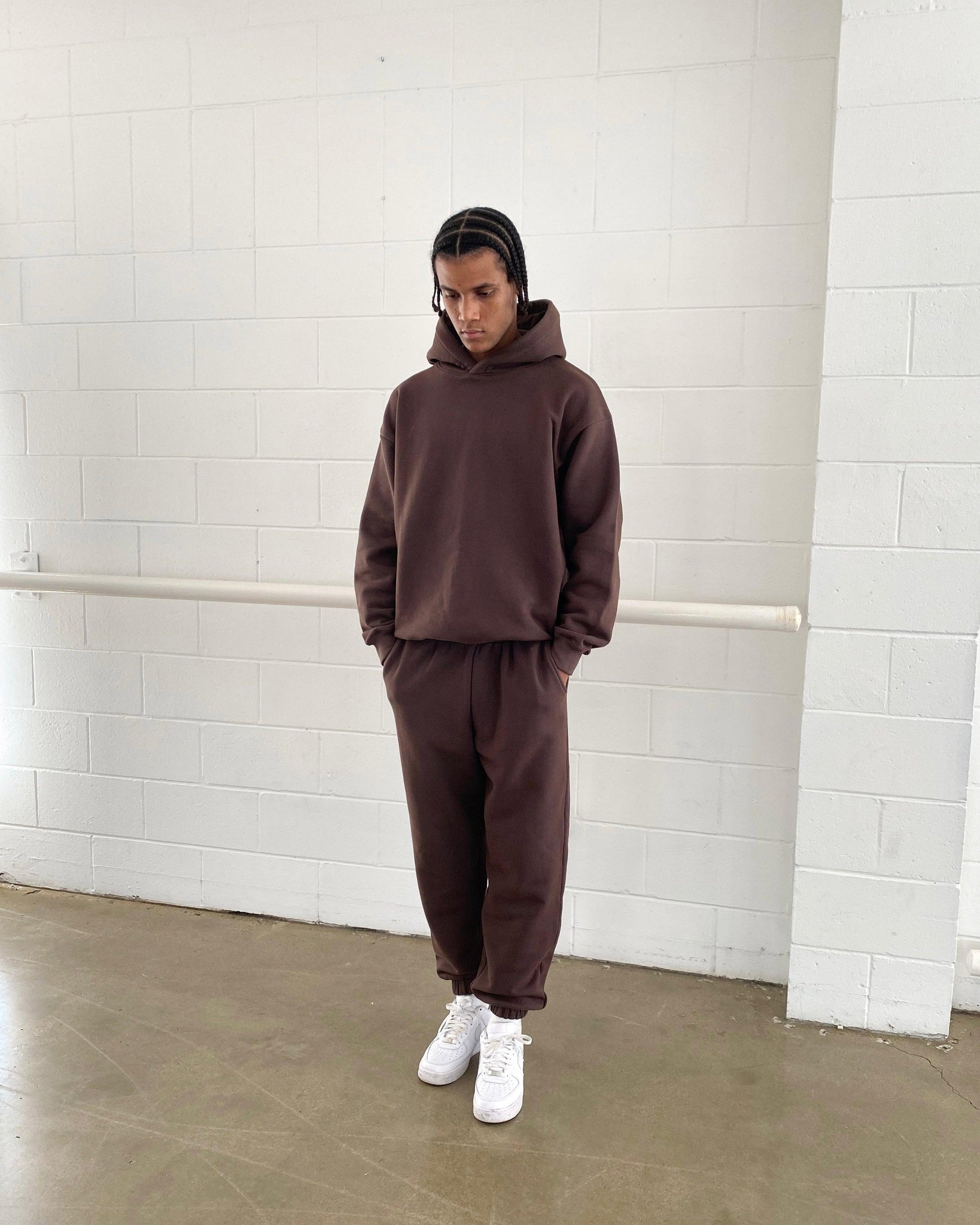 SWEATPANTS - BROWN